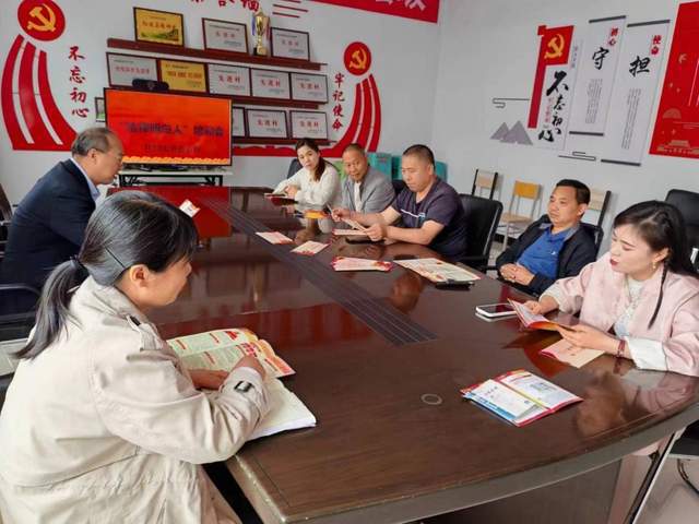 深化法律服务,共筑和谐村居—法律进村居活动的实践与思考 深化法律服务,共筑和谐村居—法律进村居活动的实践与思考