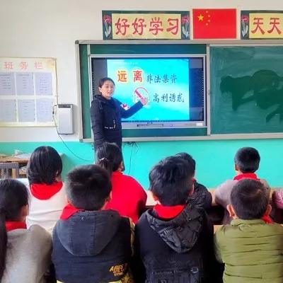 基本法律常识100条手抄报,法律智慧的普及与实践 基本法律常识100条手抄报,法律智慧的普及与实践