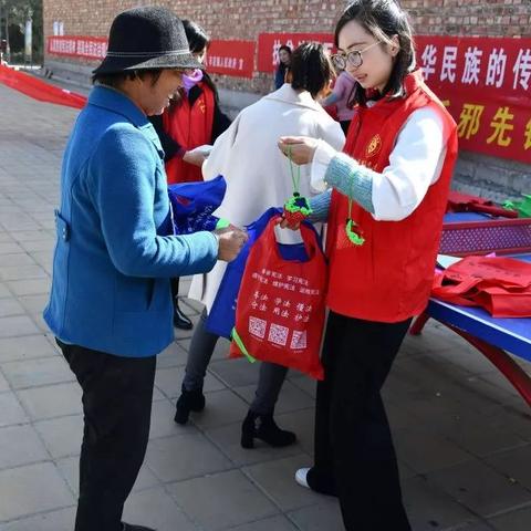 法律进农村,推动乡村法治建设,保障农民权益 法律进农村,推动乡村法治建设,保障农民权益